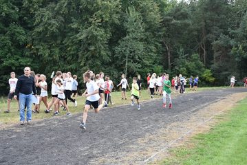 Uczniowie podstawówek rozpoczęli sportowy rok szkolny