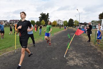 Uczniowie podstawówek rozpoczęli sportowy rok szkolny