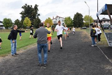 Uczniowie podstawówek rozpoczęli sportowy rok szkolny