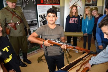 Niecodzienna lekcja historii w Szkole Podstawowej w Białej