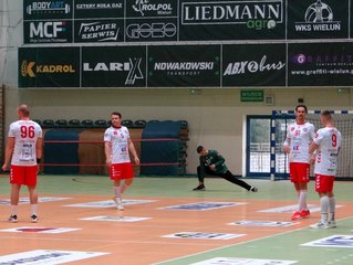 Rzucili osiem bramek z rzędu, przegrali jedną. MKS bliski zwycięstwa