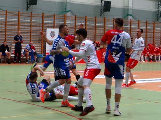 Rzucili osiem bramek z rzędu, przegrali jedną. MKS bliski zwycięstwa