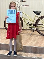 Konkurs plastyczno-literacki ”Bohaterowie wierszy Jana Brzechwy z książką na wakacjach” rozstrzygnięty