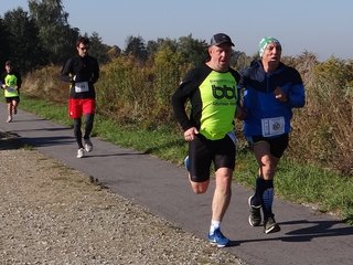 Wieluń biegał na trasie po wąskotorówce