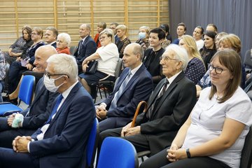 Powiat wieluński: Dzień Edukacji Narodowej odbył się w Gromadzicach