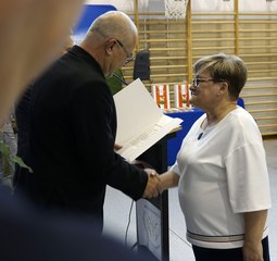Powiat wieluński: Dzień Edukacji Narodowej odbył się w Gromadzicach