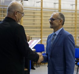 Powiat wieluński: Dzień Edukacji Narodowej odbył się w Gromadzicach