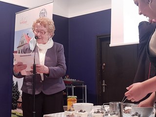 W wieluńskim muzeum zorganizowano wykład o miodzie