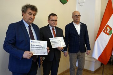 Wieluń z niczym, cały powiat ponad 92 miliony zł. Pierwsze rozdanie Rządowego Funduszu Polski Ład za nami