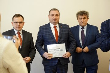 Wieluń z niczym, cały powiat ponad 92 miliony zł. Pierwsze rozdanie Rządowego Funduszu Polski Ład za nami