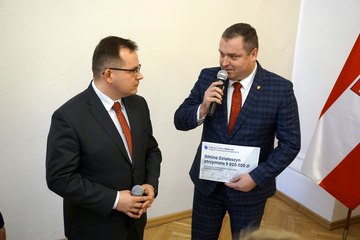 Wieluń z niczym, cały powiat ponad 92 miliony zł. Pierwsze rozdanie Rządowego Funduszu Polski Ład za nami