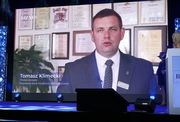 Europejskie Forum Gospodarcze 2021 w Łodzi: Rejonowy Bank Spółdzielczy w Lututowie z Nagrodą Gospodarczą Województwa Łódzkiego „Biznes na PLUS”