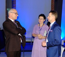 Europejskie Forum Gospodarcze 2021 w Łodzi: Rejonowy Bank Spółdzielczy w Lututowie z Nagrodą Gospodarczą Województwa Łódzkiego „Biznes na PLUS”