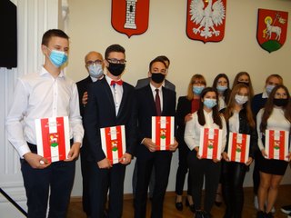 Stypendia Powiatu Wieluńskiego przyznane