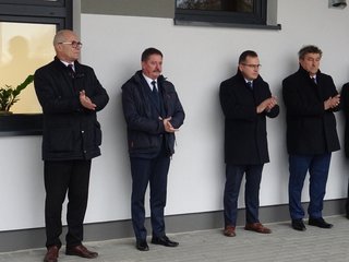 „Na tę inwestycję czekaliśmy 35 lat” - nowe boisko z zapleczem sportowym w Pątnowie