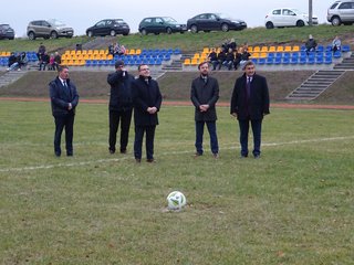 „Na tę inwestycję czekaliśmy 35 lat” - nowe boisko z zapleczem sportowym w Pątnowie