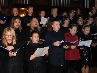 Koncert cecyliański w kościele św. Stanisława. Pod batutą Jakuba Jurdzińskiego wystąpiły dwa chóry i zespół wokalny