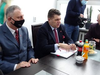 Poseł Rychlik do burmistrza Okrasy: „To spotkanie jest wyrazem wyciągnięcia ręki do burmistrza”