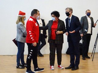 Hala sportowa i boisko w Zespole Szkół nr 1 oficjalnie otwarte