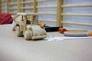 Mikołaj i elfy w Gromadzicach. Była wspólna zabawa, prezenty i mnóstwo radości