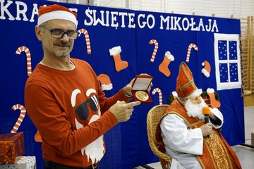 Mikołaj i elfy w Gromadzicach. Była wspólna zabawa, prezenty i mnóstwo radości