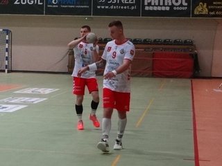 Jedna połowa to za mało. MKS minimalnie przegrał