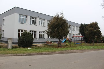15 grudnia w Lututowie oddanie do użytku wyremontowanej szkoły i skateparku