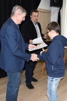 Szachiści z wieluńskiej „piątki” i ze Skomlina w wojewódzkim finale
