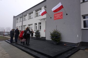 Otwarcie Skateparku i szkoły filialnej w Niemojewie po remoncie