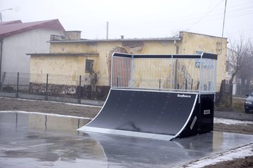 Otwarcie Skateparku i szkoły filialnej w Niemojewie po remoncie