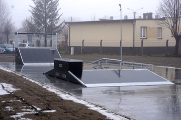 Otwarcie Skateparku i szkoły filialnej w Niemojewie po remoncie