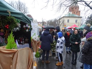 Trwa Jarmark Bożonarodzeniowy w Wieluniu „Wieluńskie Dzwoneczki”