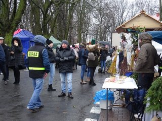 Trwa Jarmark Bożonarodzeniowy w Wieluniu „Wieluńskie Dzwoneczki”