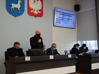 Małe bohaterki i druhowie strażacy nagrodzeni na uratowanie życia noworodka