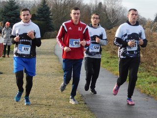 Ponad 130 biegaczy powitało nowy rok w Wieluniu