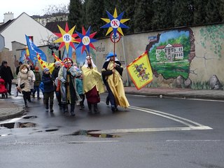 Orszak Trzech Króli przeszedł ulicami Wielunia