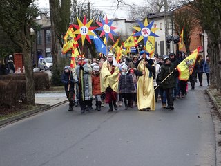 Orszak Trzech Króli przeszedł ulicami Wielunia