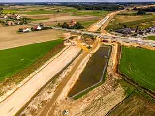 Fot. GDDKiA oddział w Opolu. DK45; budowa obwodnicy Praszki i Gorzowa Śl. Stan na sierpień 2021 r.