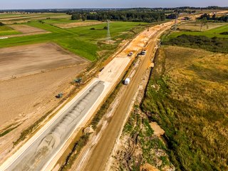 Fot. GDDKiA oddział w Opolu. DK45; budowa obwodnicy Praszki i Gorzowa Śl. Stan na sierpień 2021 r.