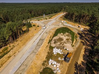 Fot. GDDKiA oddział w Opolu. DK45; budowa obwodnicy Praszki i Gorzowa Śl. Stan na sierpień 2021 r.