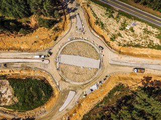 Fot. GDDKiA oddział w Opolu. DK45; budowa obwodnicy Praszki i Gorzowa Śl. Stan na sierpień 2021 r.