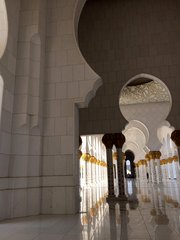 Absolwentka I LO w Wieluniu gospodynią polskiego pawilonu na Targach EXPO w Dubaju