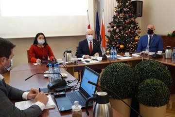 Trwa sesja Rady Powiatu w Wieluniu. Dziś poznamy nazwisko jej nowego wiceprzewodniczącego