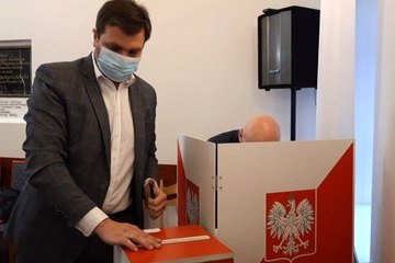 Trwa sesja Rady Powiatu w Wieluniu. Dziś poznamy nazwisko jej nowego wiceprzewodniczącego