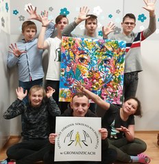 Podopieczni Specjalnego Ośrodka Szkolno-Wychowawczego z Gromadzic grają z WOŚP