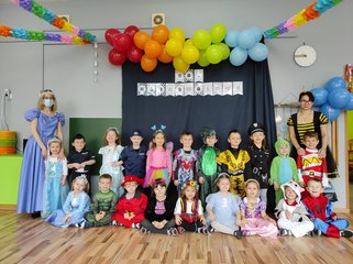 Karnawałowa zabawa w wieluńskim przedszkolu