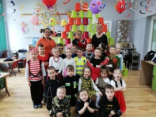 Karnawałowa zabawa w wieluńskim przedszkolu