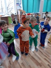 Karnawałowa zabawa w wieluńskim przedszkolu
