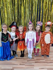 Karnawałowa zabawa w wieluńskim przedszkolu