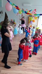 Karnawałowa zabawa w wieluńskim przedszkolu